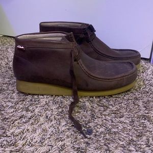 Clarks wallabees